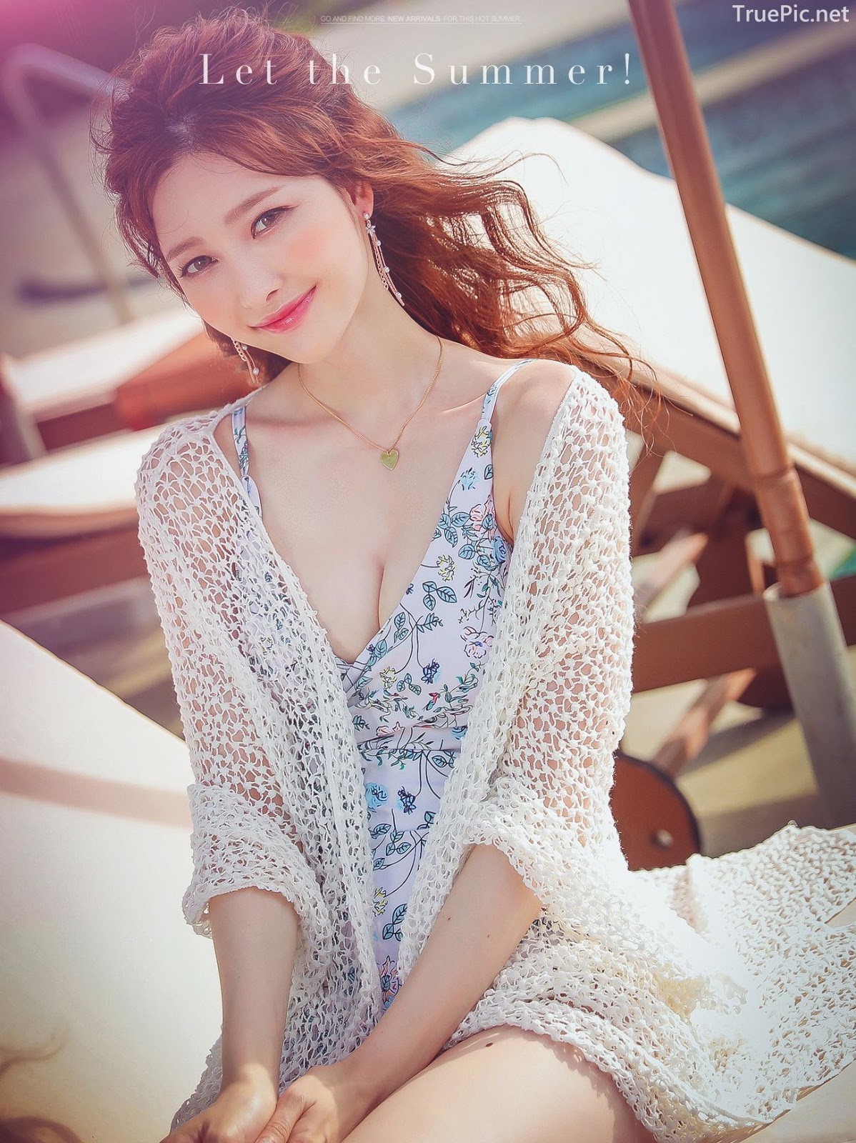 Korean Lingerie Queen Kim Hee Jeong Floral Blue Monokini Swimsuit